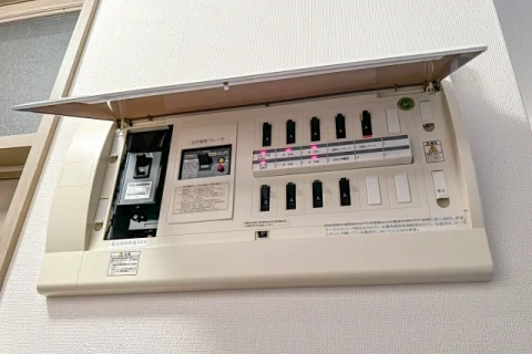 ブレーカー